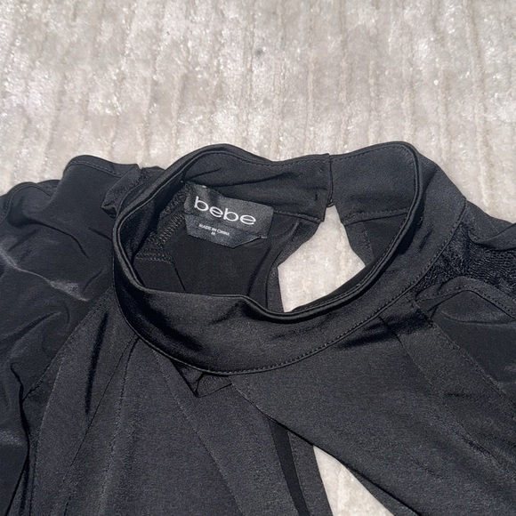 Bebe Black Short Sleeve Bodysuit Size M - Picture 4 of 6